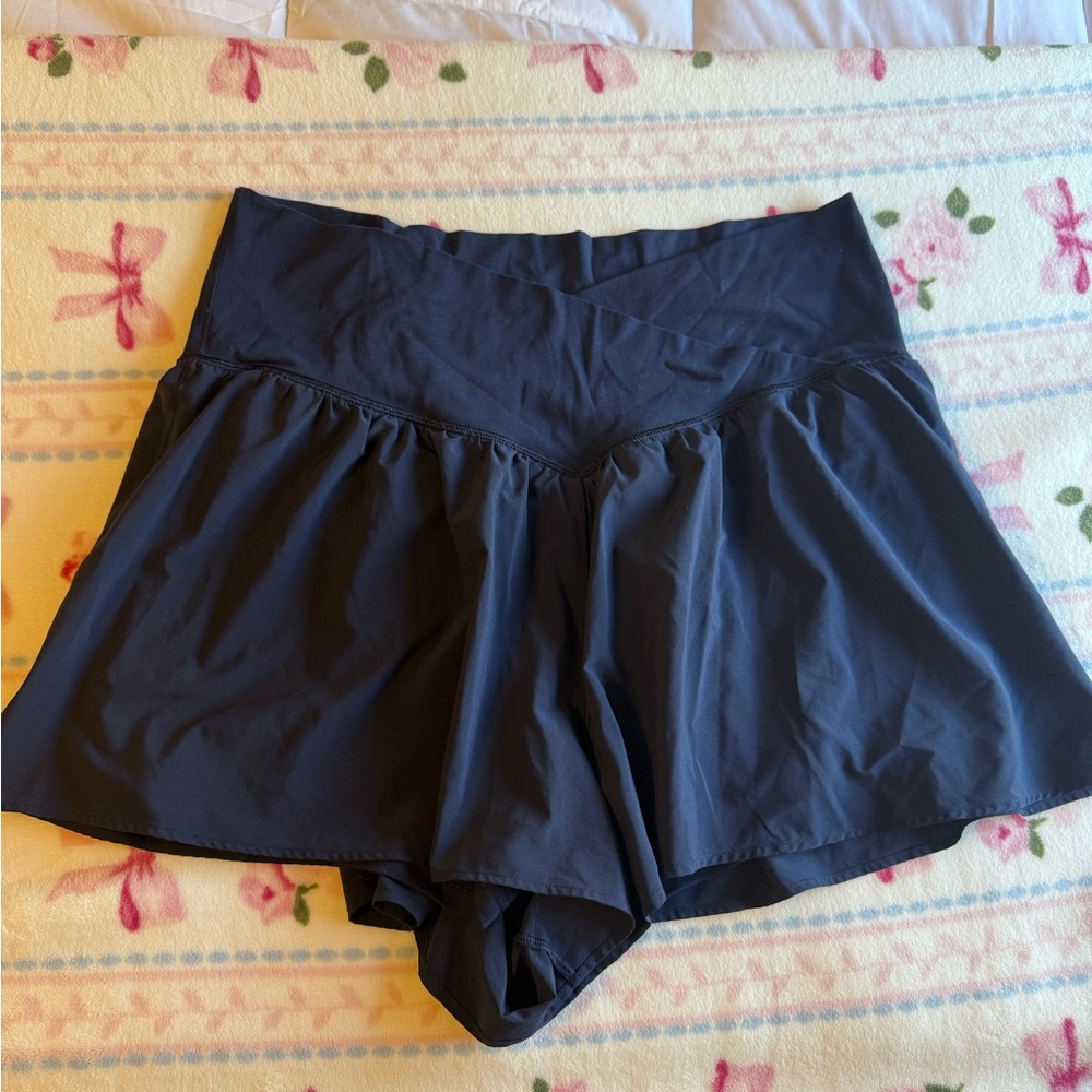 offline by aerie real me crossovers flowy short in navy